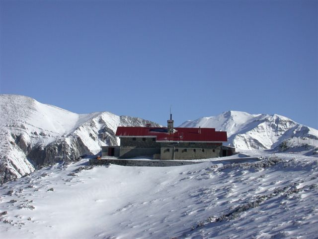kallergi_hut_winter.jpg kallergi_hut_winter.jpg